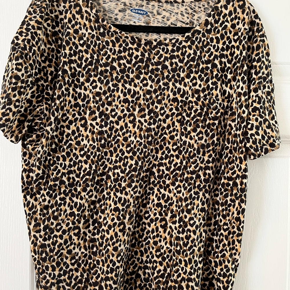 Old Navy Pocket tee